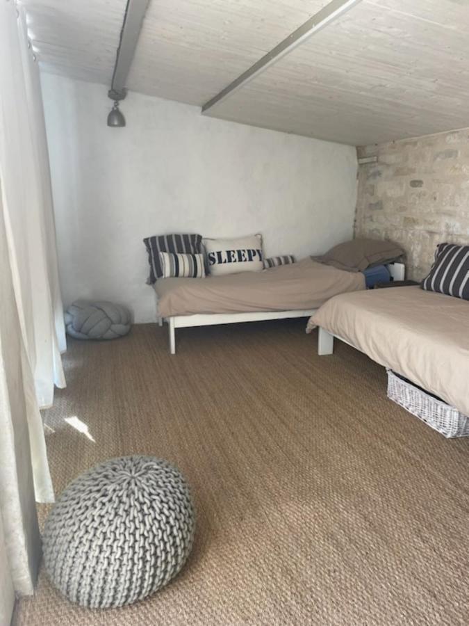Le Chai Maison De Charme Pour Tribu Joyeuse Le Château-dʼOléron Exterior foto