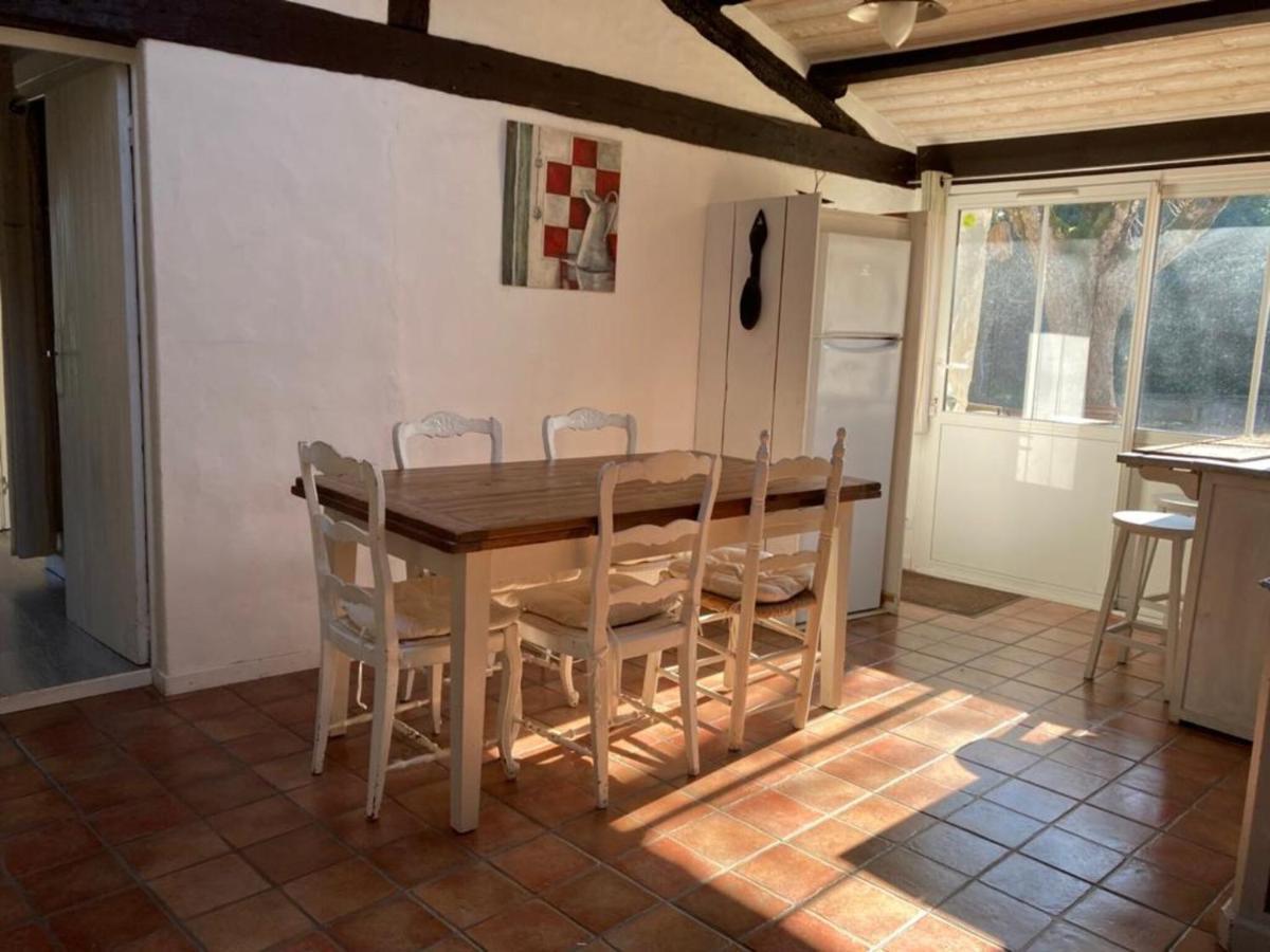 Le Chai Maison De Charme Pour Tribu Joyeuse Le Château-dʼOléron Exterior foto